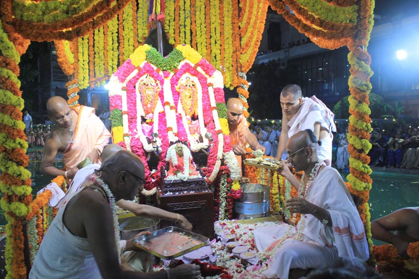 Panihati Chida Dahi Utsava